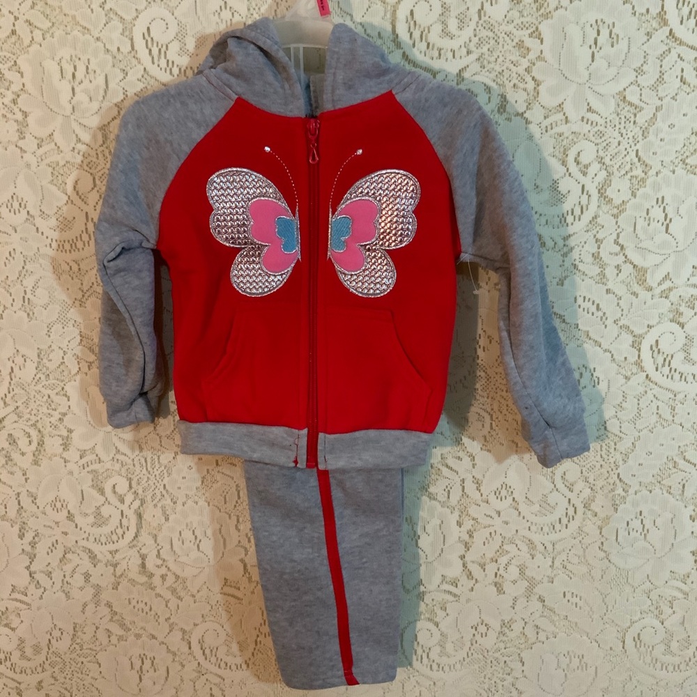 Swiggles  girls  sweat outfit. Closet Closing